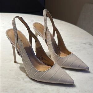 Express Women's Cream Slingback Heels